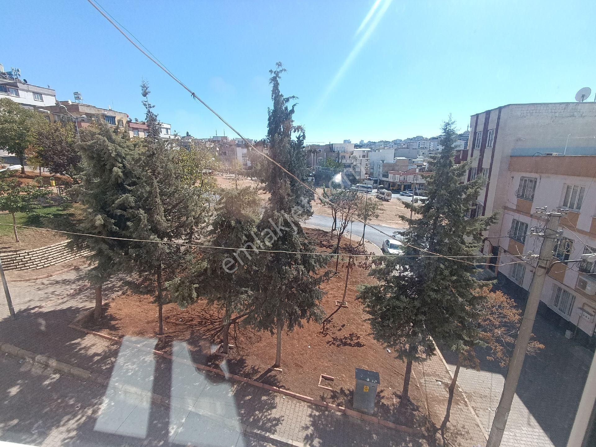 Deniz Mh De 4 Katli 168m2 Arsa Sahip Köşe Başı Müstakil Ev - Görsel 9