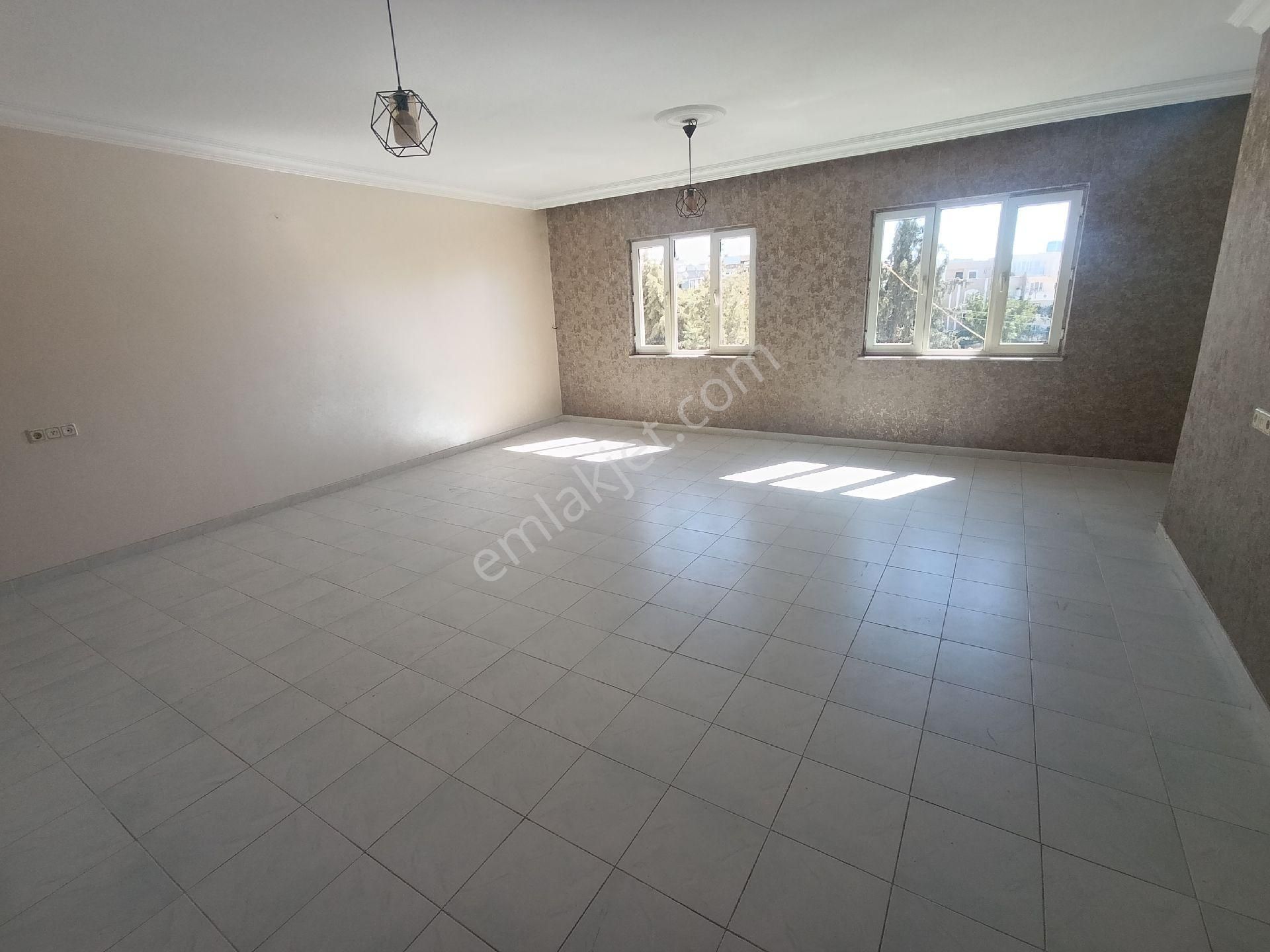 Deniz Mh De 4 Katli 168m2 Arsa Sahip Köşe Başı Müstakil Ev - Görsel 18