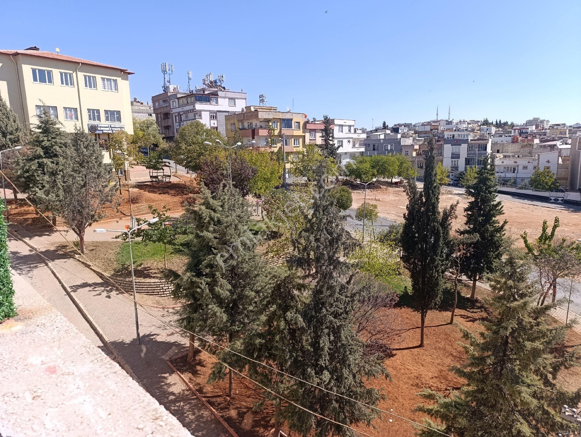 Deniz Mh De 4 Katli 168m2 Arsa Sahip Köşe Başı Müstakil Ev