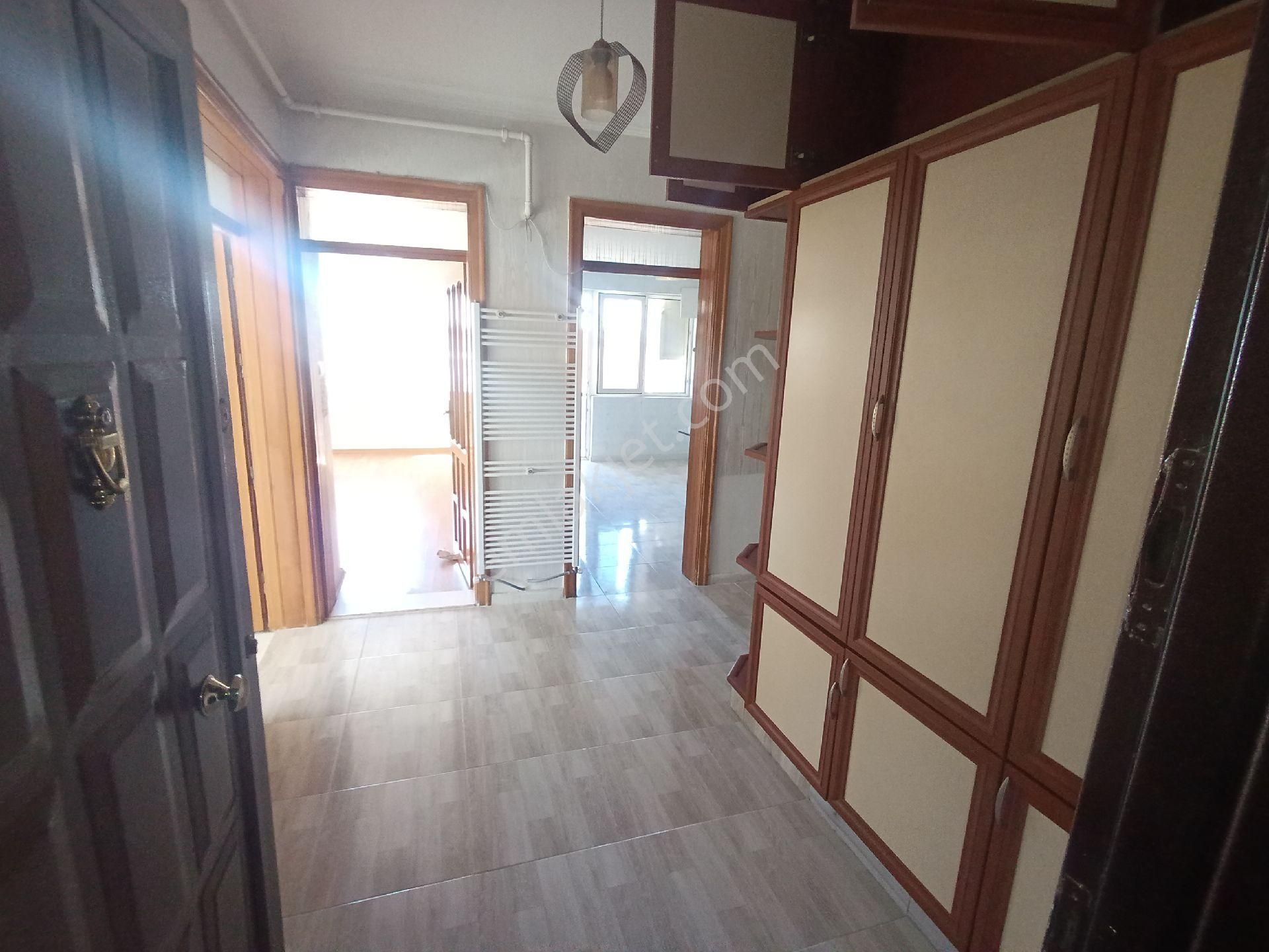 Deniz Mh De 4 Katli 168m2 Arsa Sahip Köşe Başı Müstakil Ev - Görsel 7