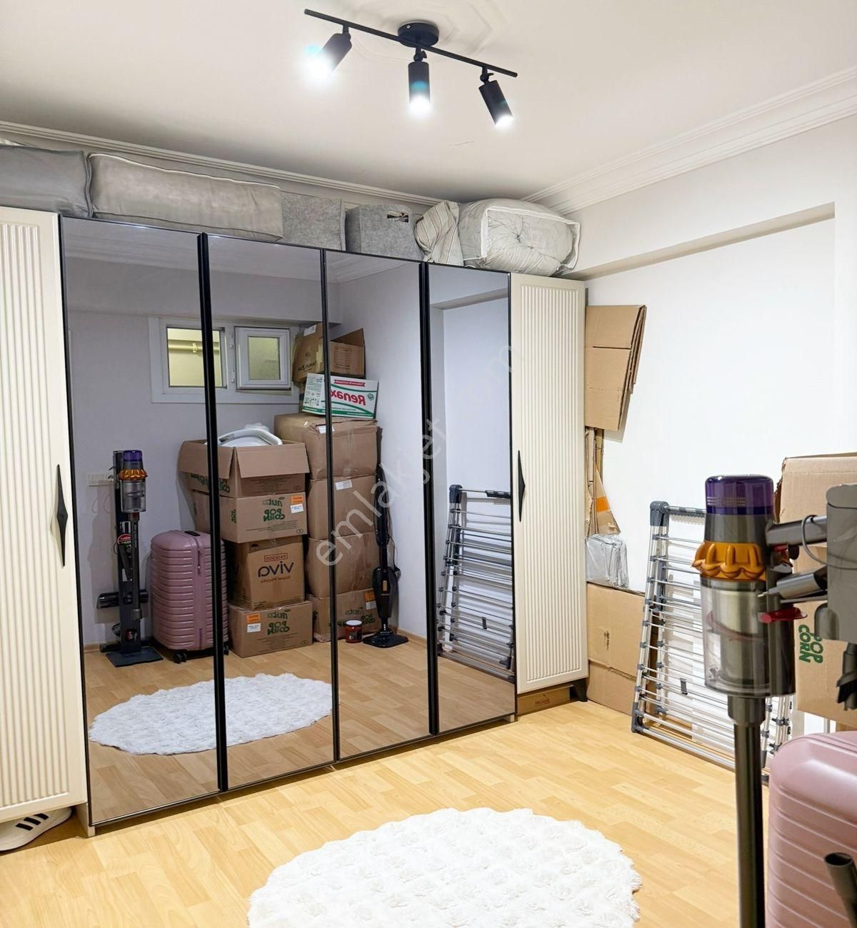 Avcılar Cihangirde Pelican Durağına Yakın 2+1 Kelepir Daire !! - Görsel 11