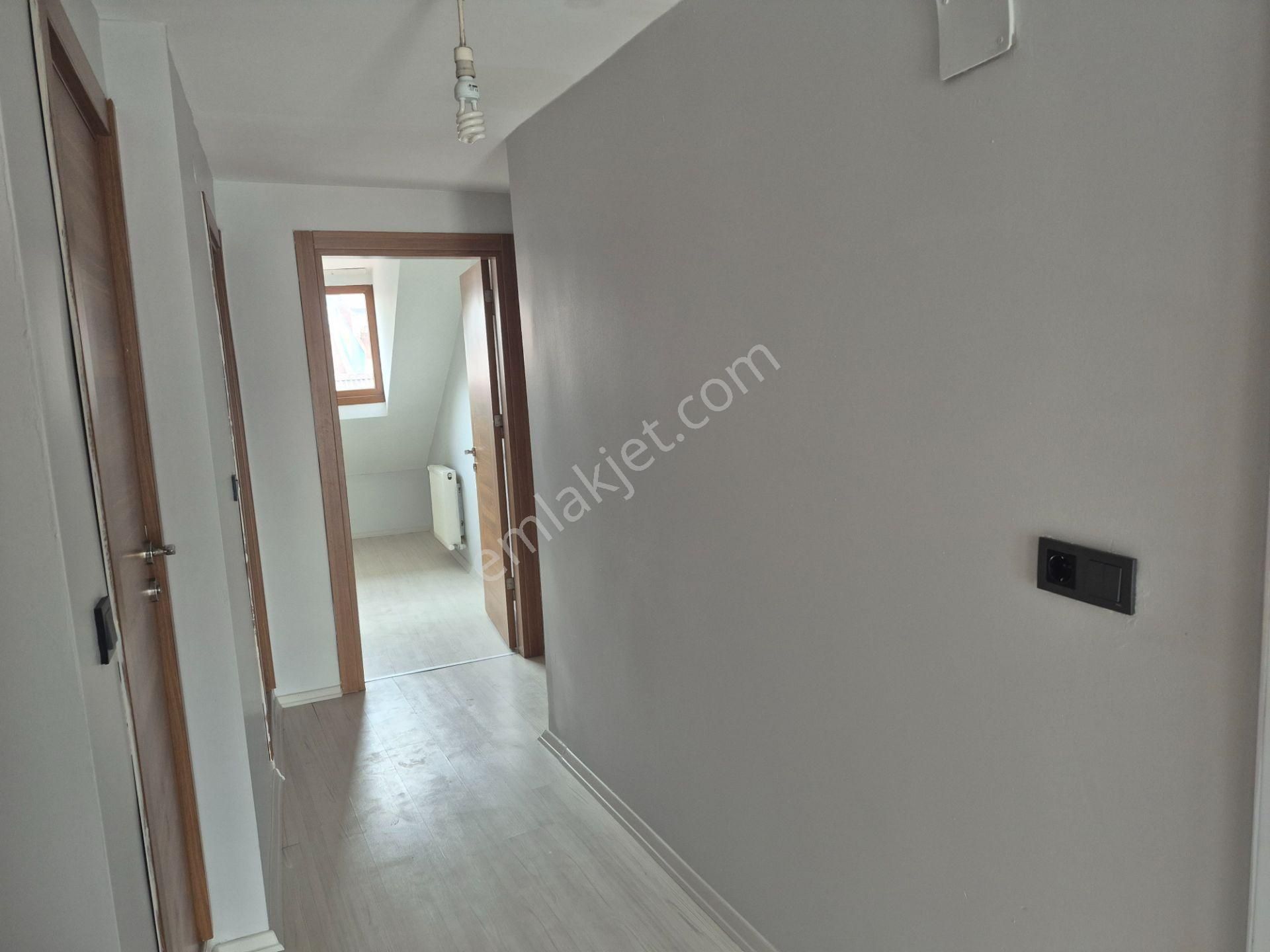 Molla Team'den G.o.p Bağlarbaşı'nda 4+2 120 M2 Satılık Dubleks - Görsel 13