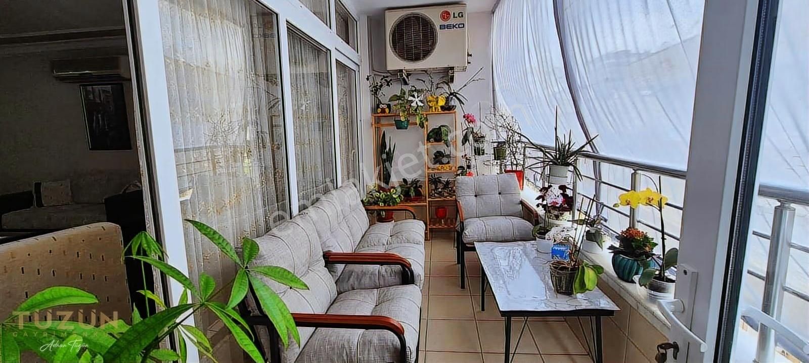 Tüzün'den Cumhuriyet Mahallesin'de 3/1 Satılık Daire - Görsel 2