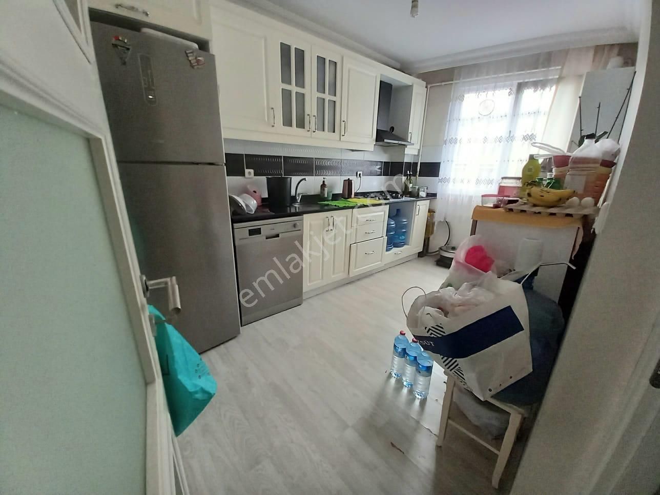 Ebeveyn Banyolu - 3+1 - Ara Kat - Oturuma Hazır - Geniş Daire - Görsel 5