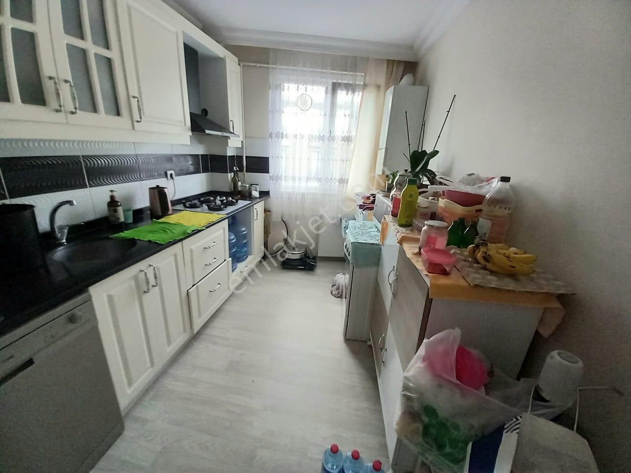 Ebeveyn Banyolu - 3+1 - Ara Kat - Oturuma Hazır - Geniş Daire - Görsel 7