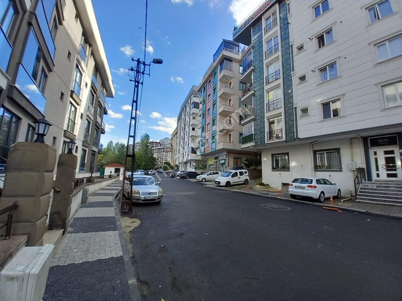 Ebeveyn Banyolu - 3+1 - Ara Kat - Oturuma Hazır - Geniş Daire - Görsel 3