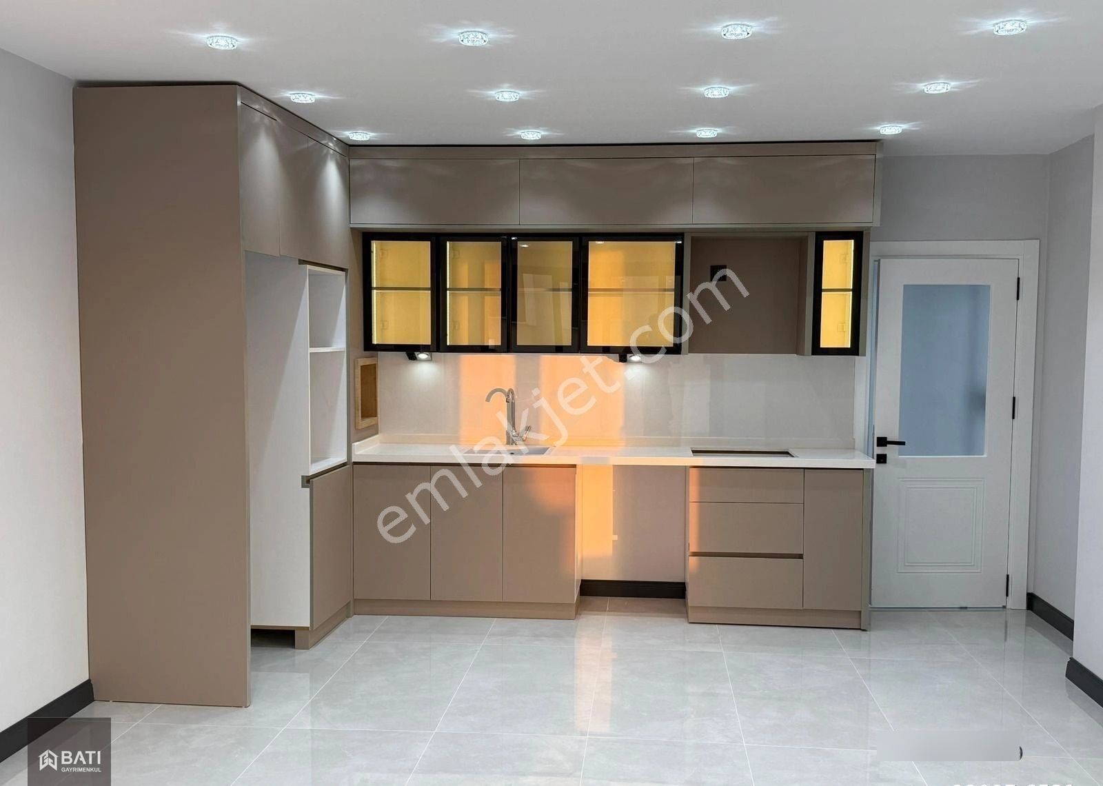 Didim Hisar Mahallesinde Panoromik Deniz Mazaralı Satılık Villa - Görsel 12