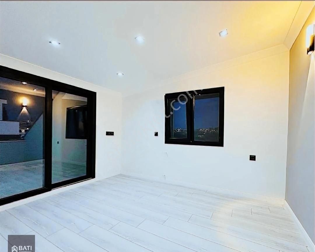 Didim'in Gözdesi Hisar Mahallesinde Satılık Geniş Peyzajlı Villa - Görsel 11