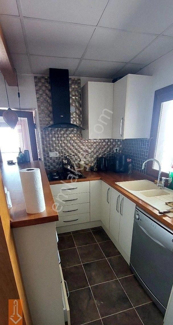 Tire Teira Emlaktan Bu Ev İle Tüm Tire Ayaklarının Altında Muhteşem Lokasyon 2 Katlı Taş Ev - Görsel 6