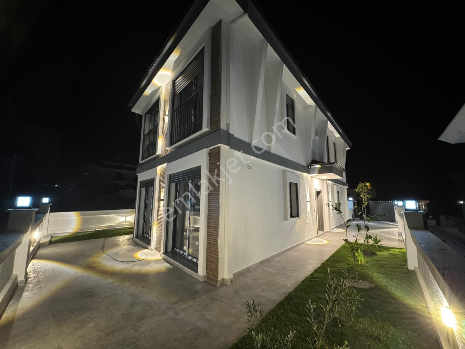 Didim Hisar Mahallesinde Satılık Modern Mimari Villa - Görsel 4