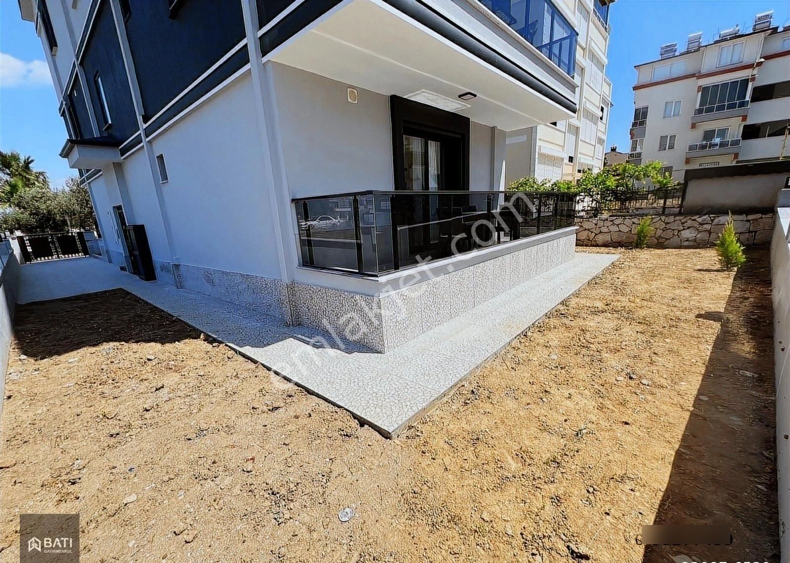 Didim'de Denize 500 Metre Mesafede 1+1 Full Eşyalı Sıfır Daire - Görsel 5