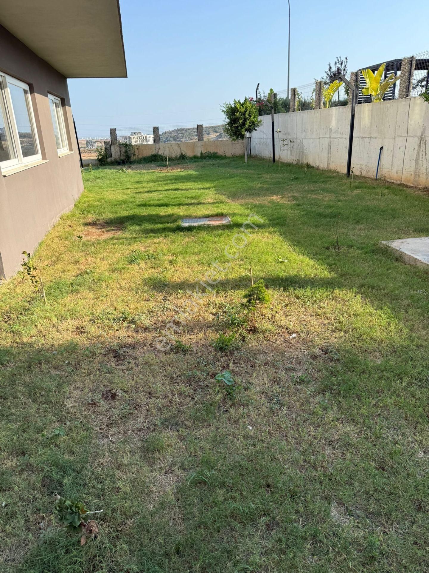 İz'den Bulvar Üzeri Site Nizamiye Havuz Dahil Site Konsept - Görsel 16