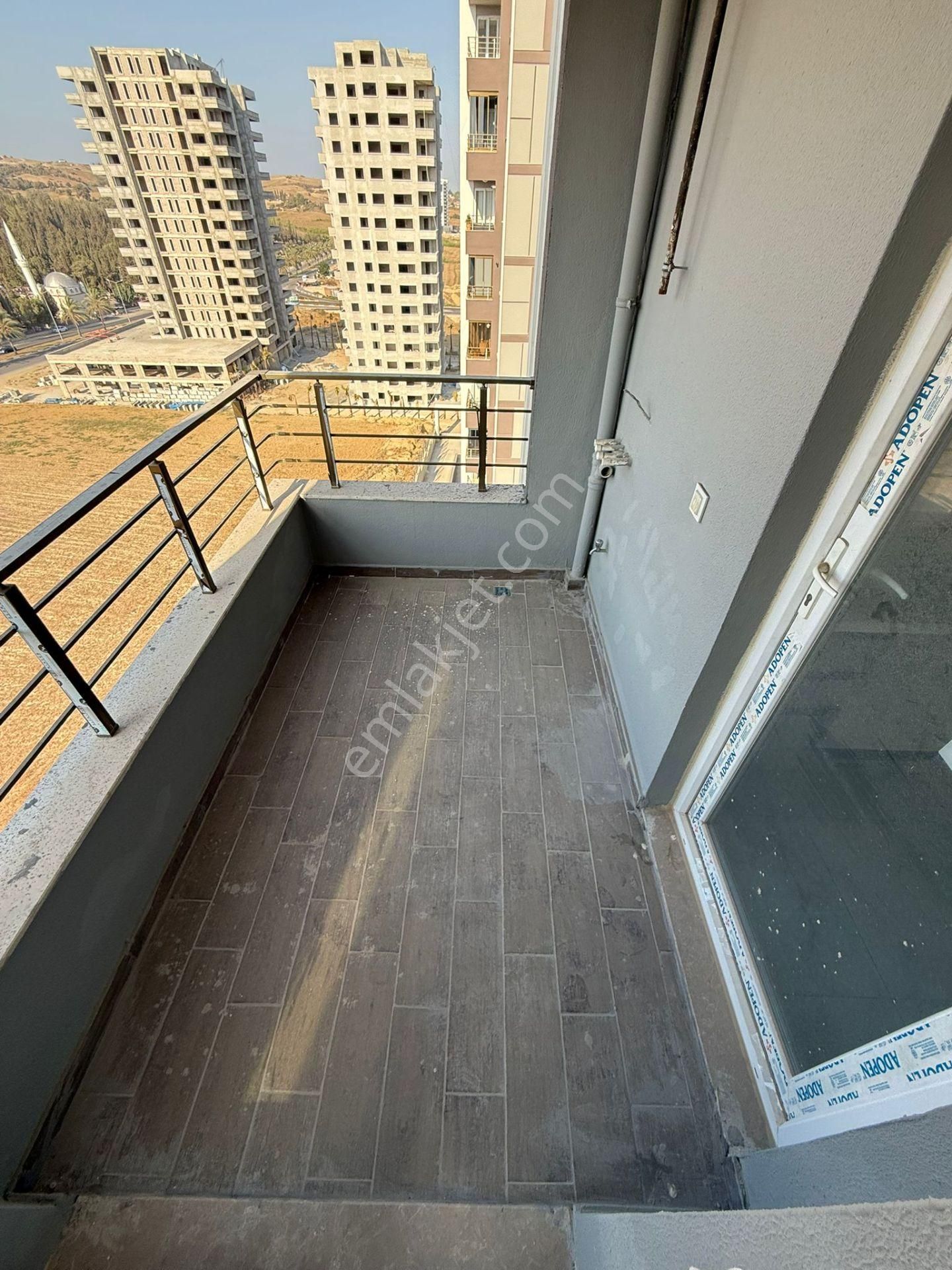 İz'den Bulvar Üzeri Site Nizamiye Havuz Dahil Site Konsept - Görsel 14