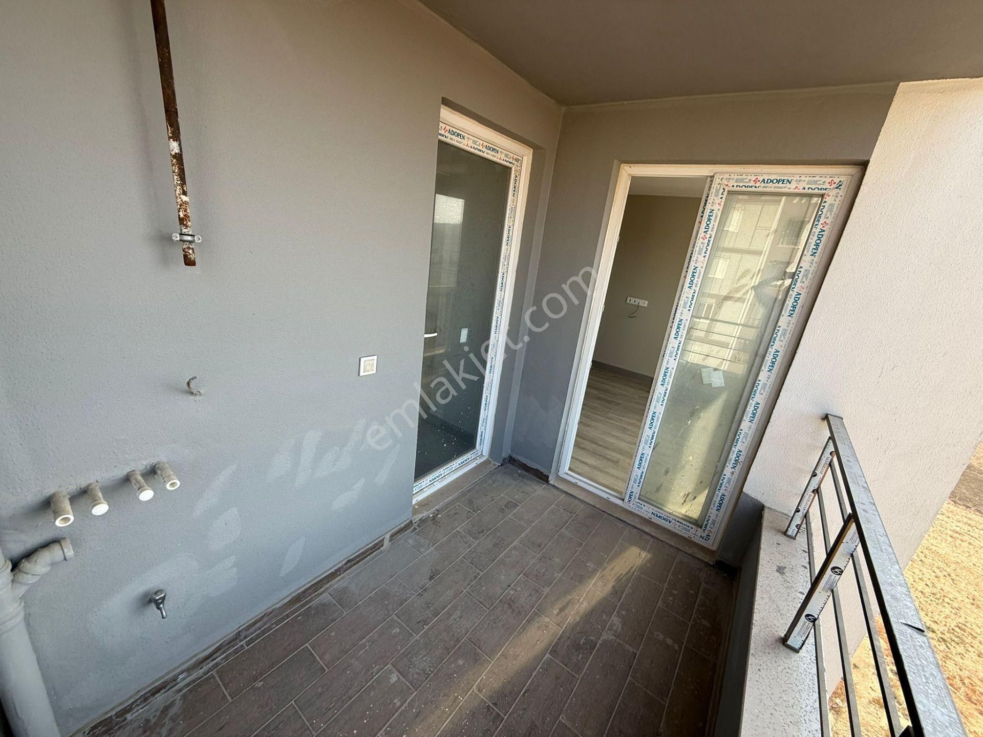 İz'den Bulvar Üzeri Site Nizamiye Havuz Dahil Site Konsept - Görsel 18