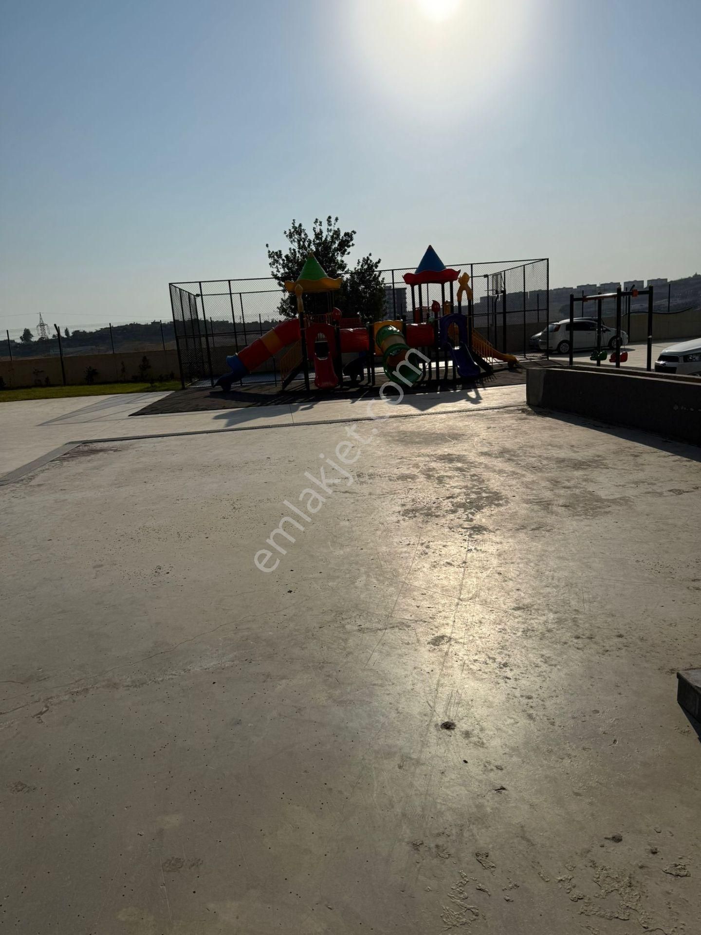 İz'den Bulvar Üzeri Site Nizamiye Havuz Dahil Site Konsept - Görsel 19