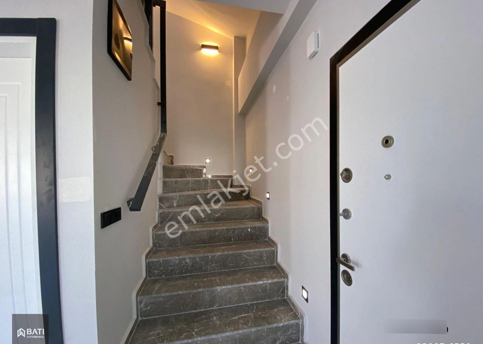 Didim Hisar Mahallesinde Satılıık Havuzlu Otoparklı Villa - Görsel 5