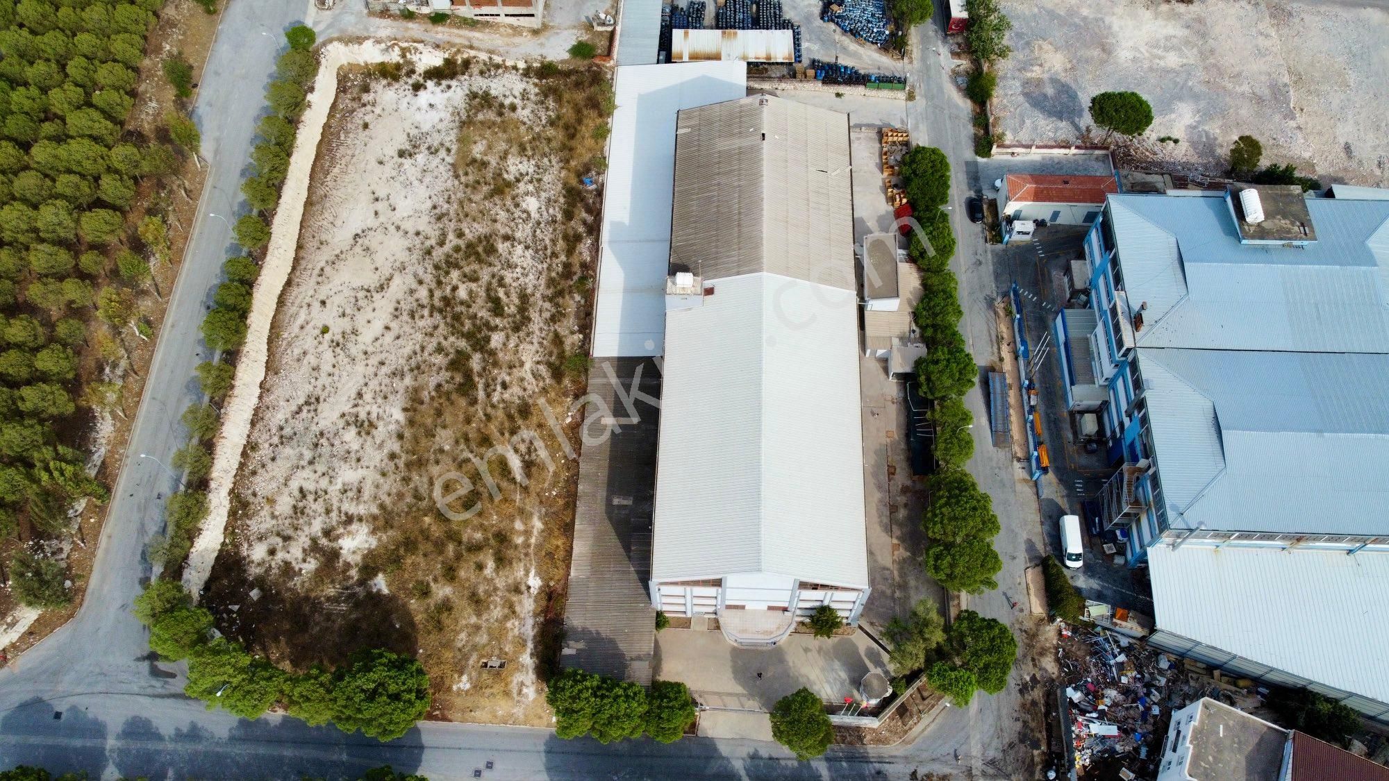 İzmir Serbest Bölgesi’nde (izbaş) Satılık Fabrika