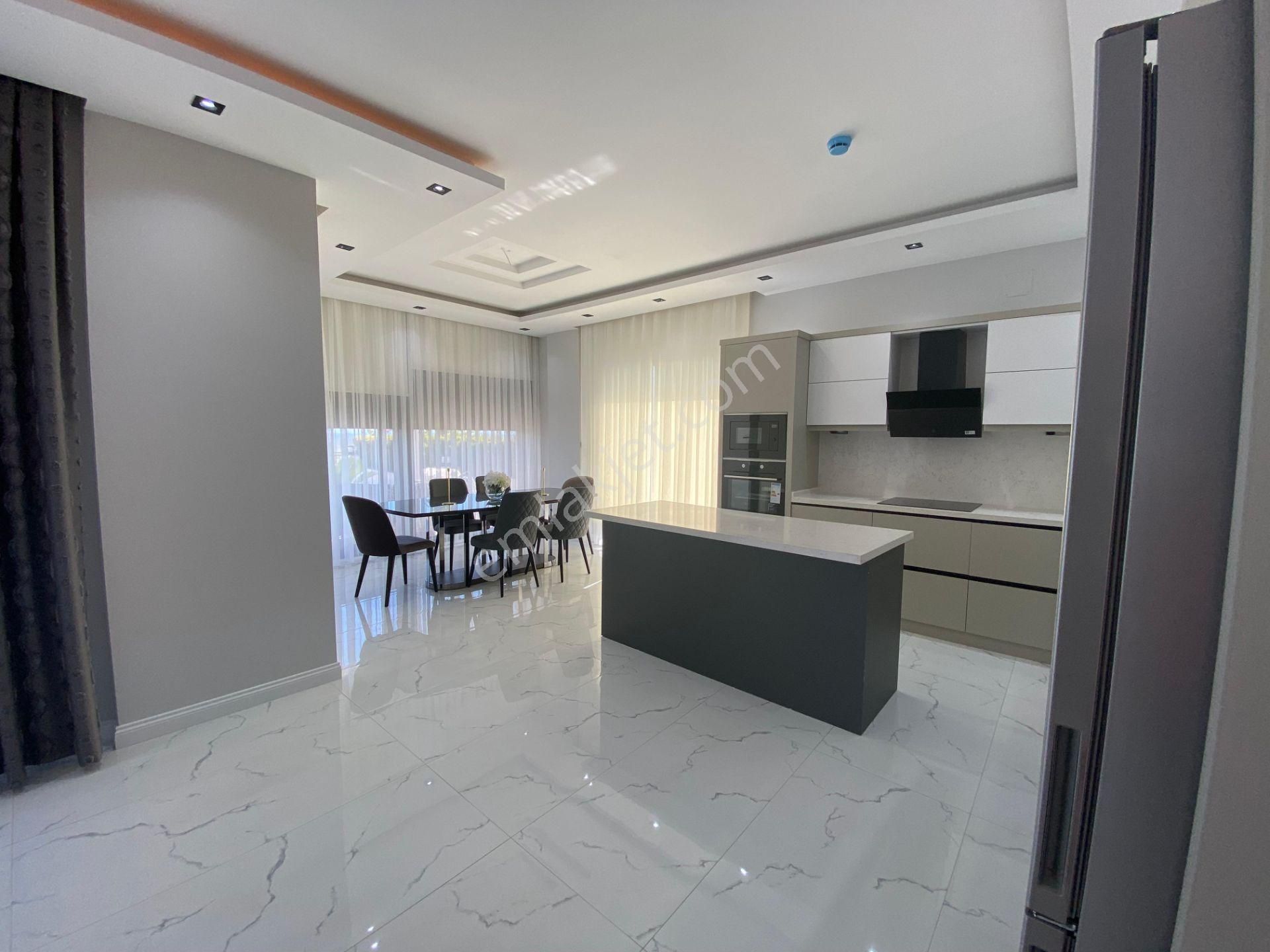 Ultra Lüks D Marin Ve Adalar Deniz Manzaralı Satılık Villa - Görsel 4