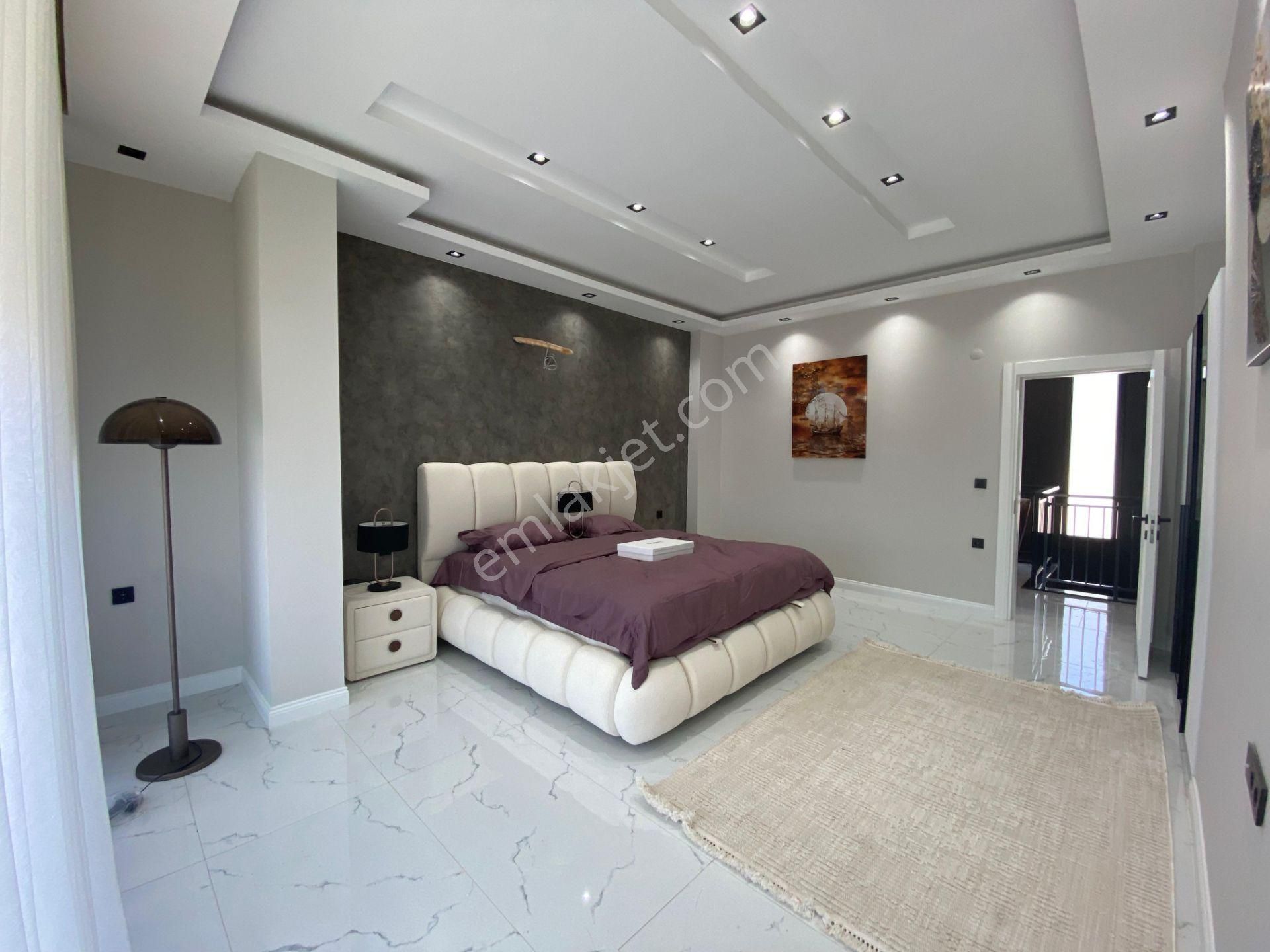 Ultra Lüks D Marin Ve Adalar Deniz Manzaralı Satılık Villa - Görsel 20