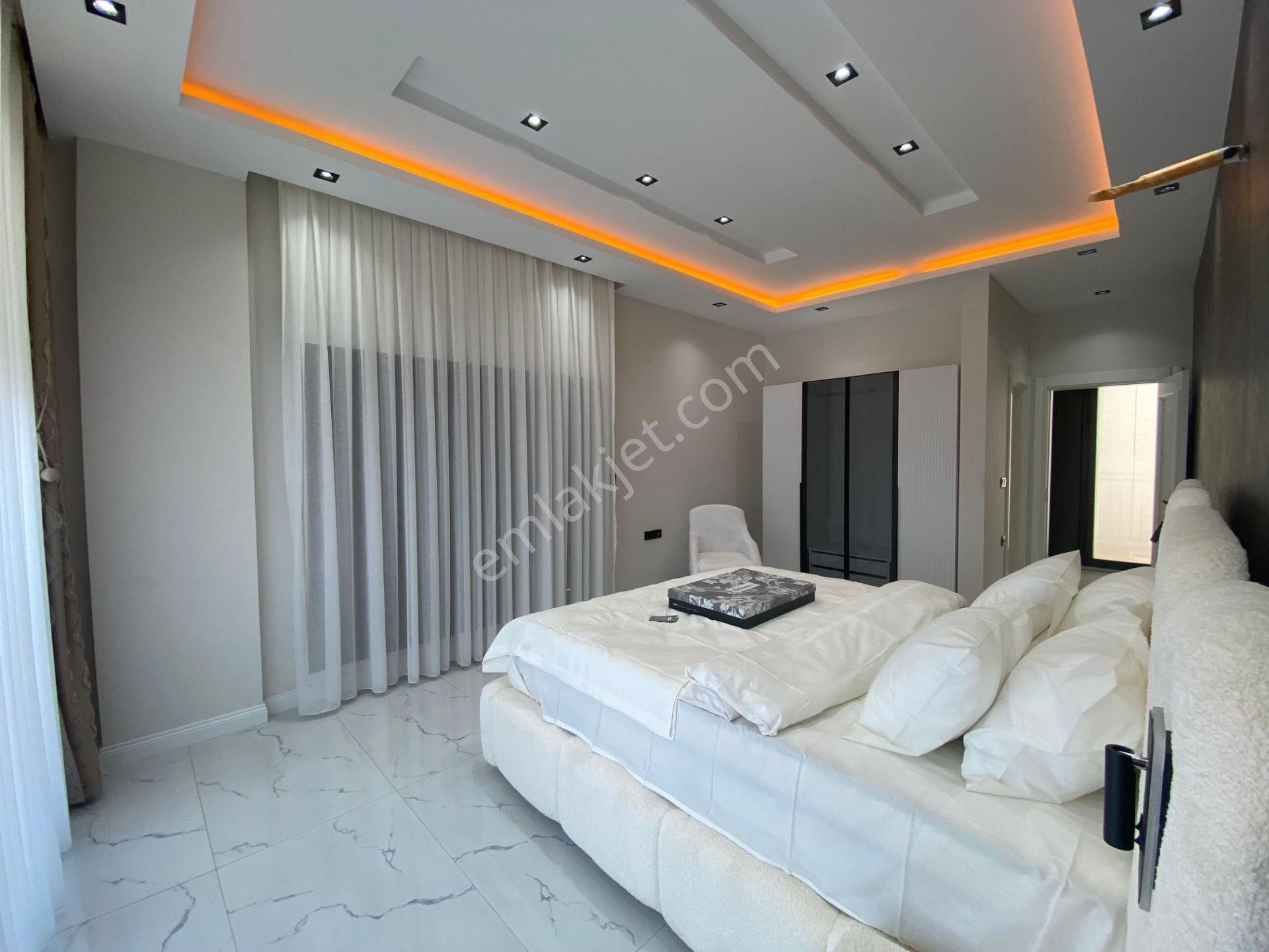 Ultra Lüks D Marin Ve Adalar Deniz Manzaralı Satılık Villa - Görsel 16