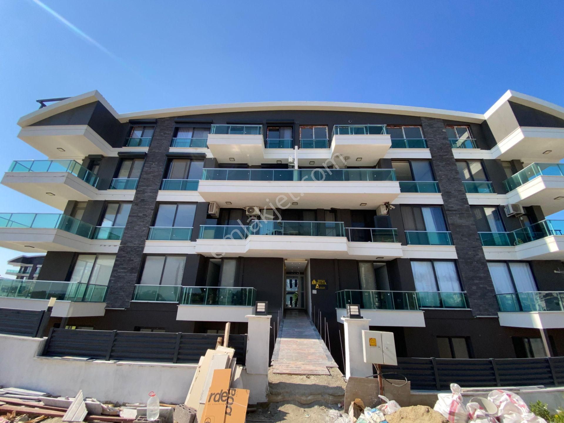 Didim Altınkum'da Deniz'in Mavinin Komşusu Satılık 2+1 Daireler