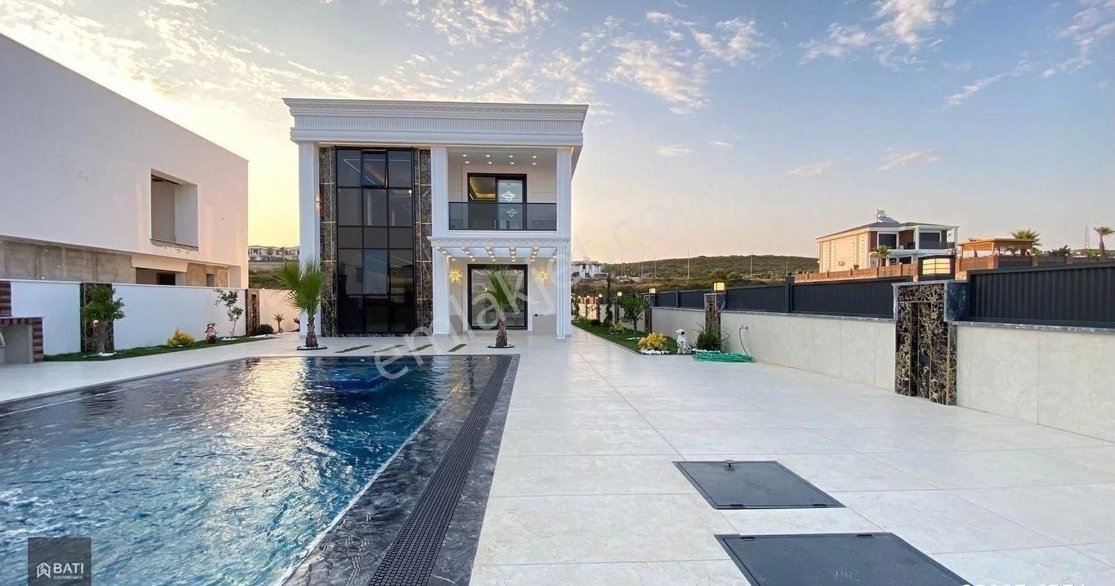 Didim Hisar Mahallesinde Satılıık Tasarım Havuzlu Villa