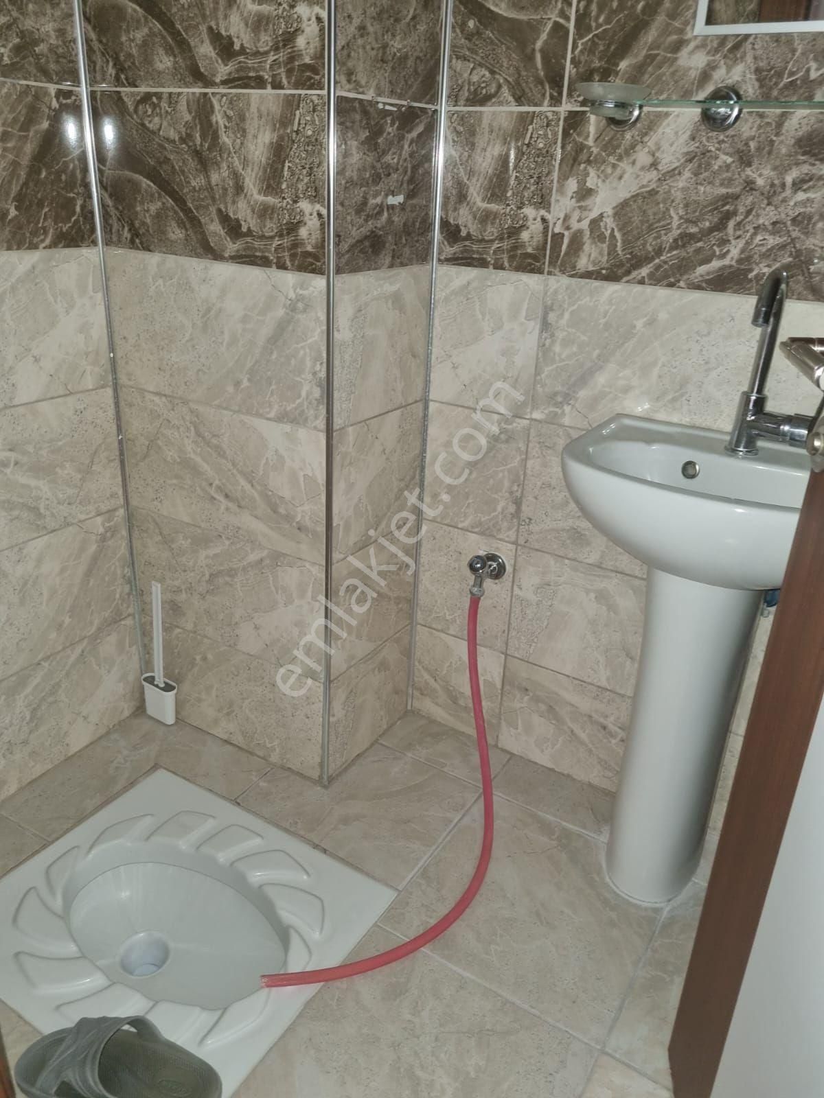 Fatih Mahallesinde Mehmet Cetin İmamhatip Okulun Yanında Ara Kat - Görsel 8