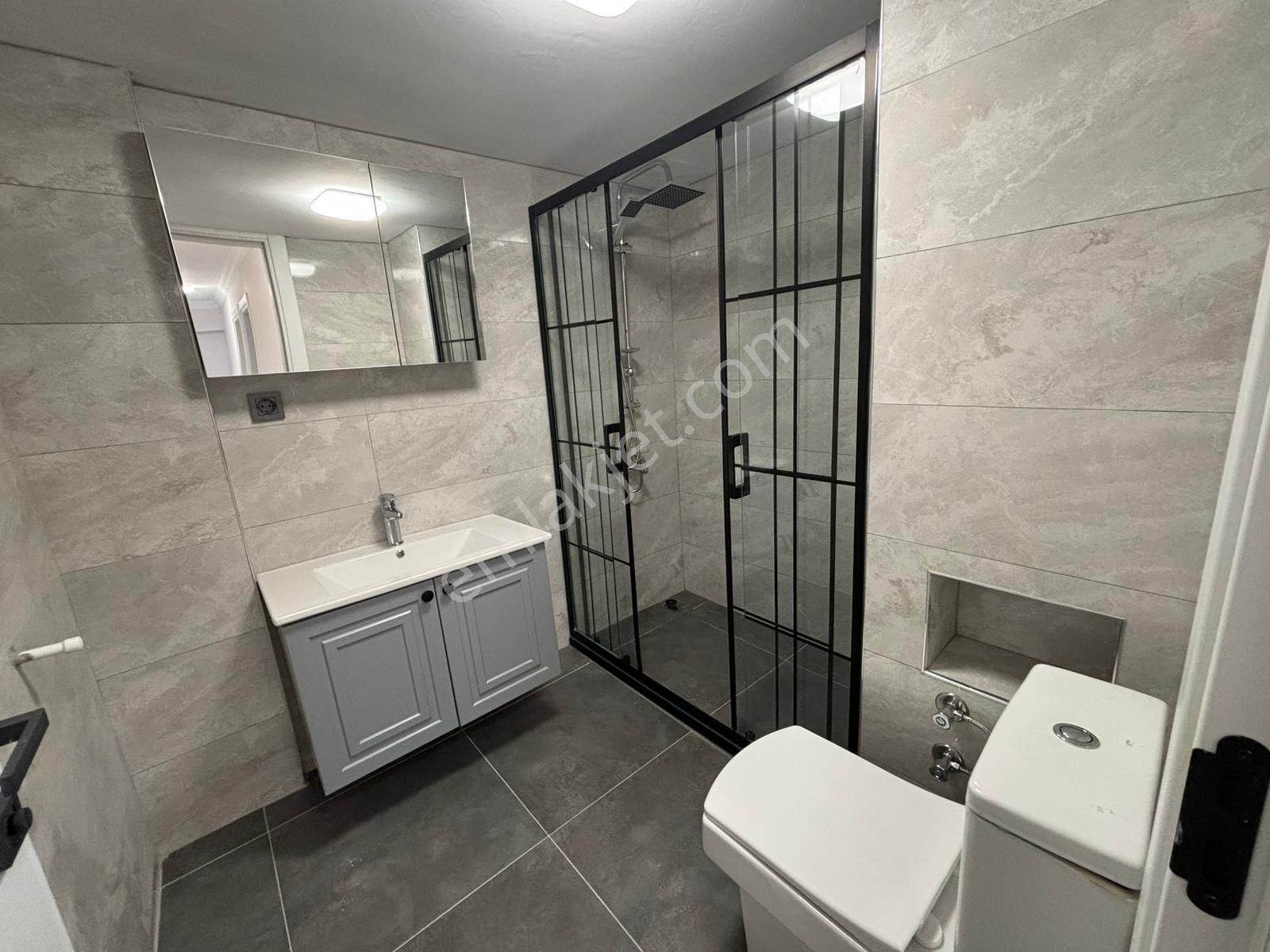 Asil'den Üçkuyularda Cadde Yanı 3+1 Arakat Köşe Daire - Görsel 13