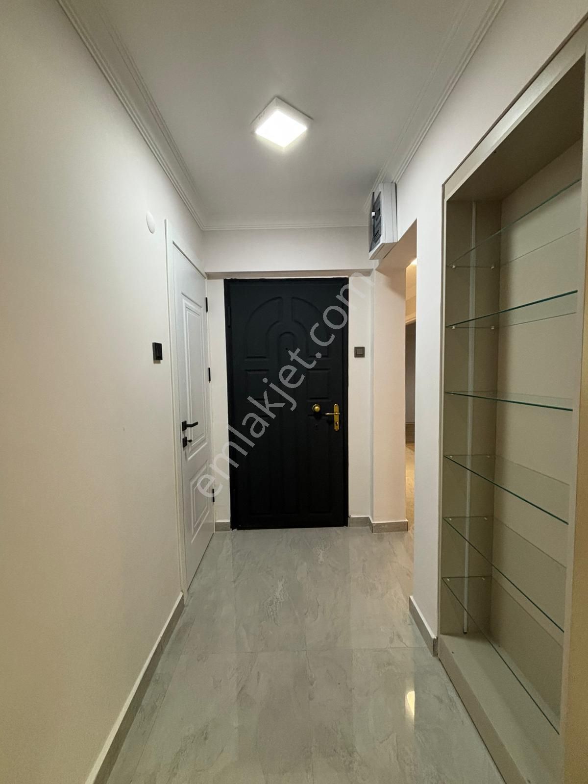 Asil'den Üçkuyularda Cadde Yanı 3+1 Arakat Köşe Daire - Görsel 25