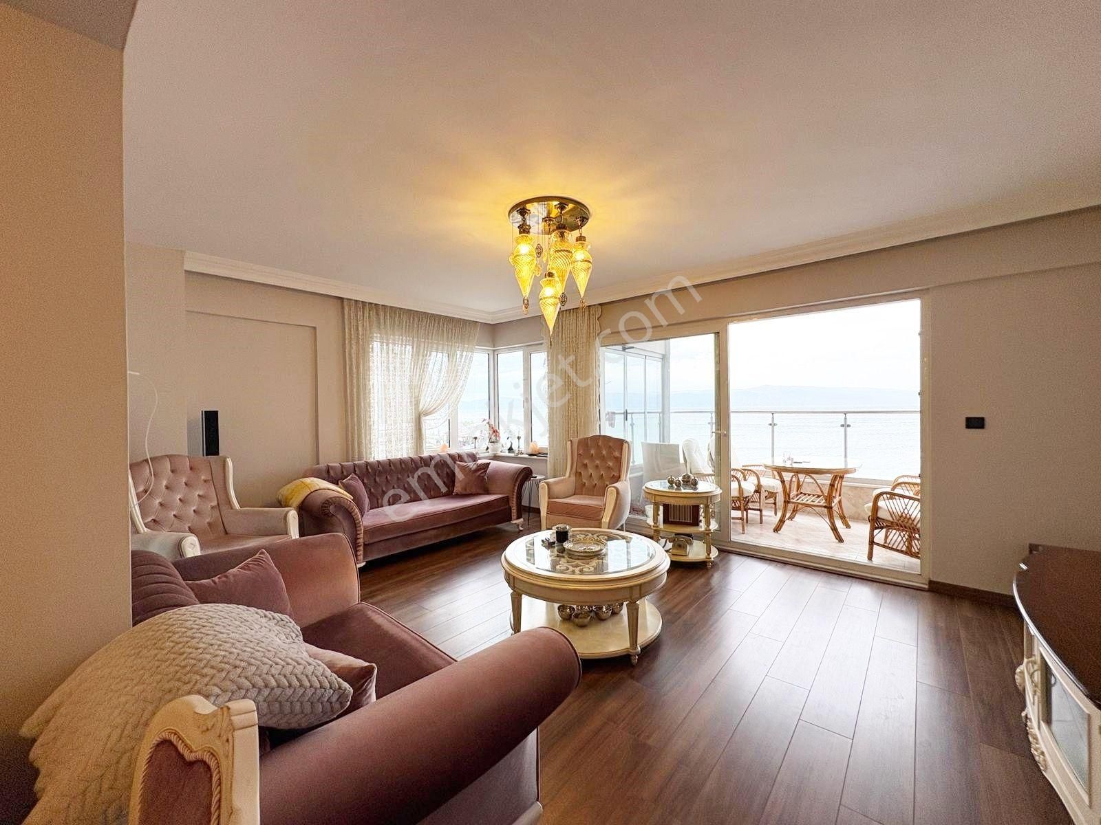 Bursa Mudanya Güzelyalı Deniz Kenarı Satılık 2+1 Daire - Görsel 2