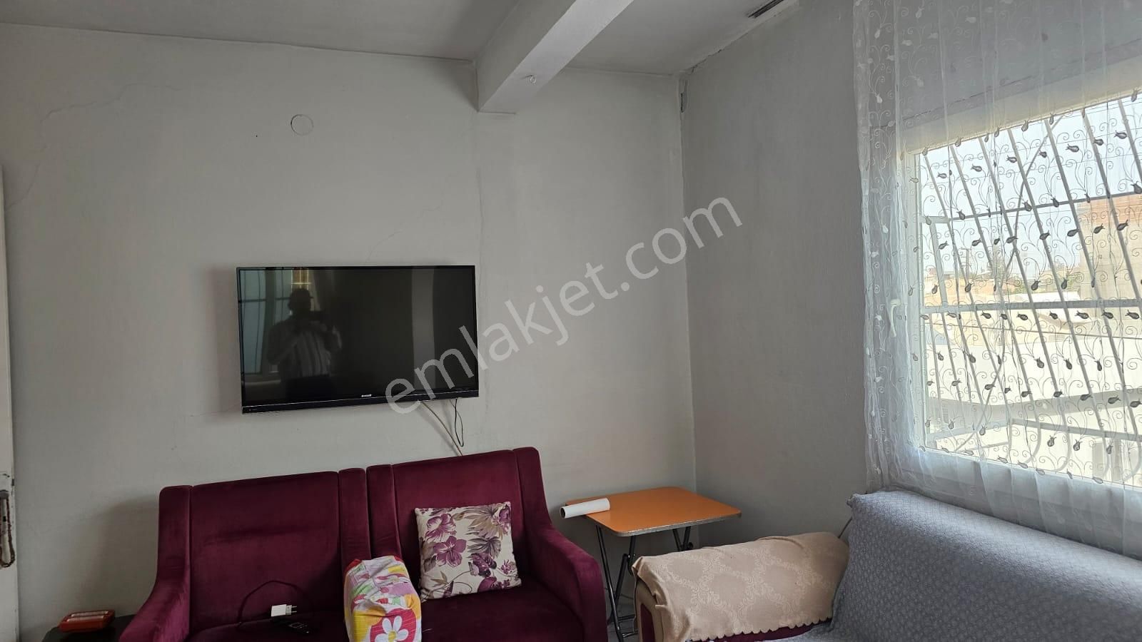 İsmetpaşa Toki Civarında Bahçeli Müstakil 3 Katlı Satılık Ev - Görsel 2