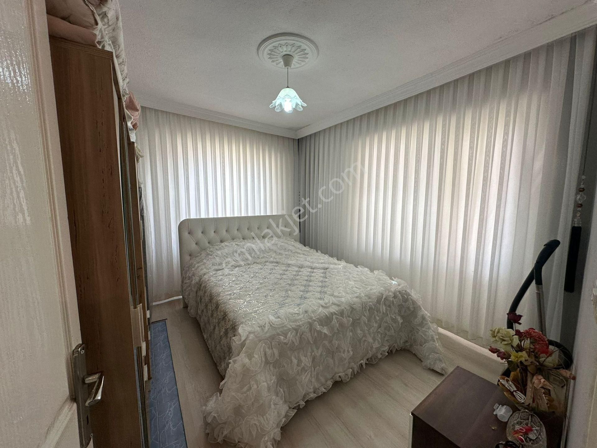 Didimde Merkezi Konumda 2+1 Ayrı Mutfaklı Satılık Daire - Görsel 8