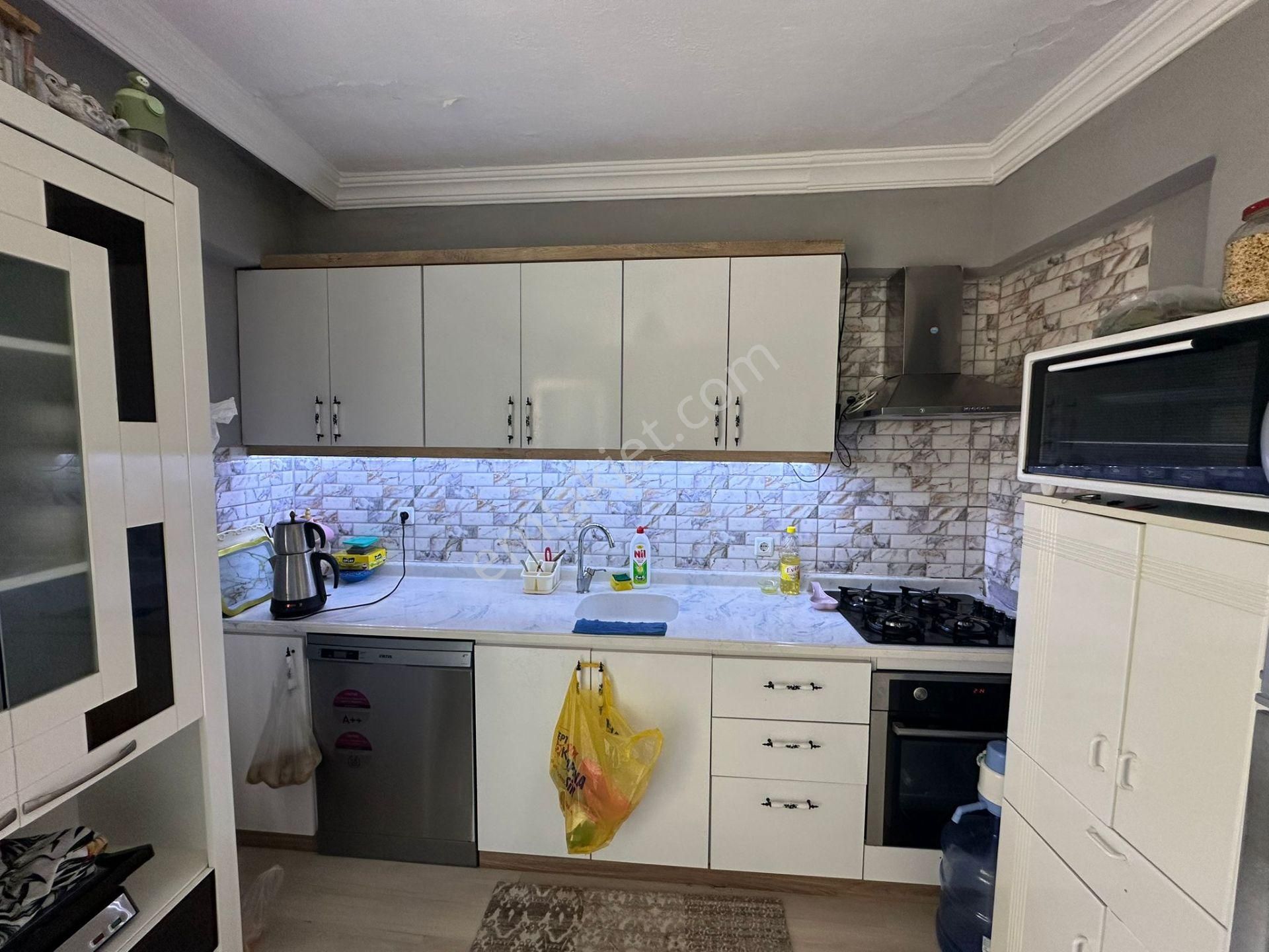 Didimde Merkezi Konumda 2+1 Ayrı Mutfaklı Satılık Daire - Görsel 4