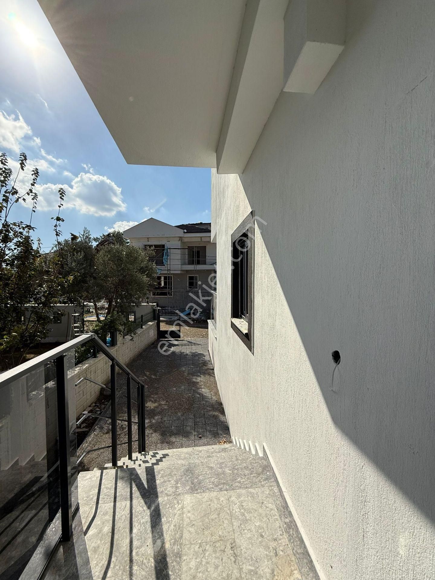 Stop’tan Ortaca Cumhuriyet *sıfır* 4+1 Villa - Görsel 6