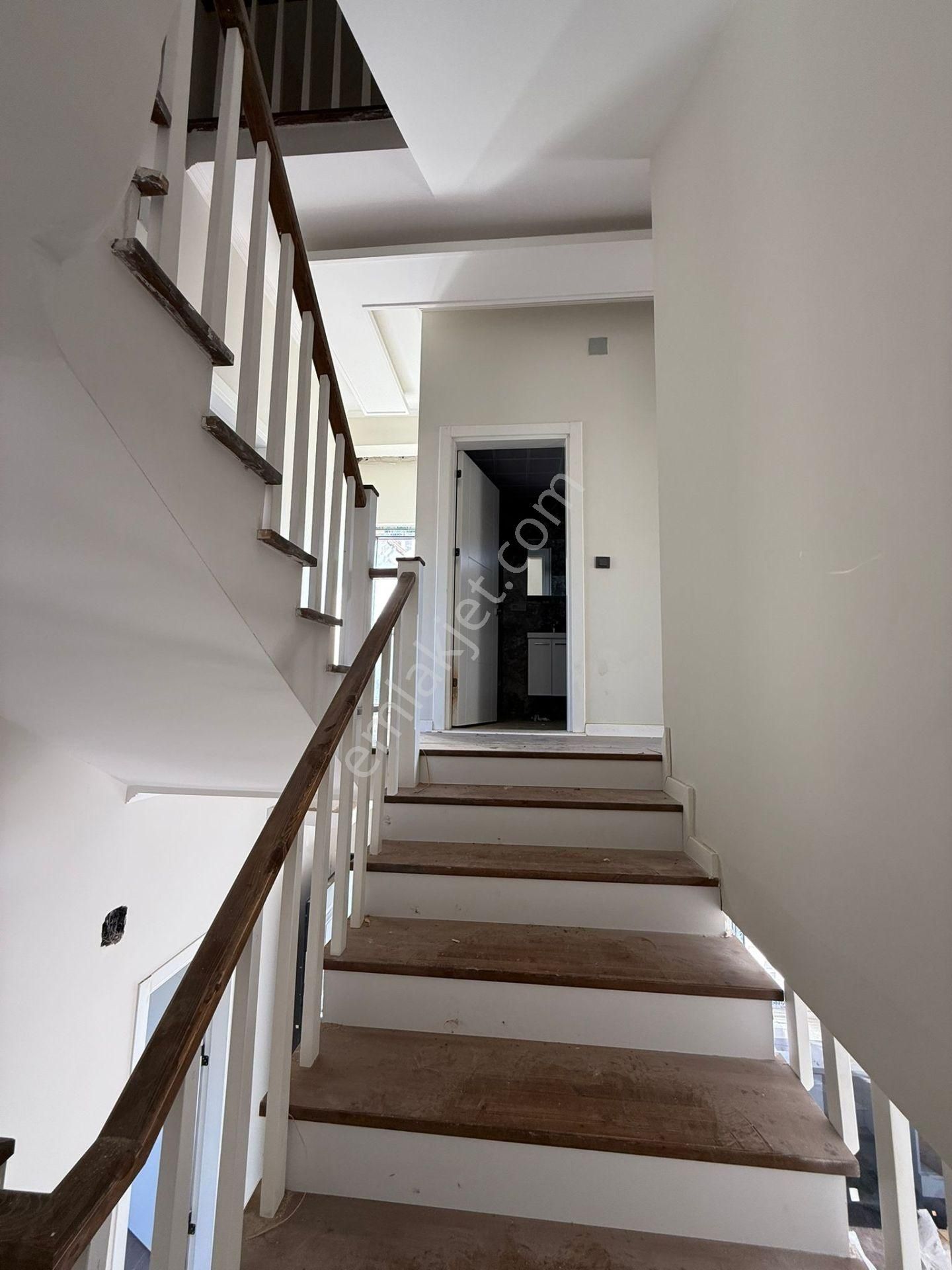 Stop’tan Ortaca Cumhuriyet *sıfır* 4+1 Villa - Görsel 24