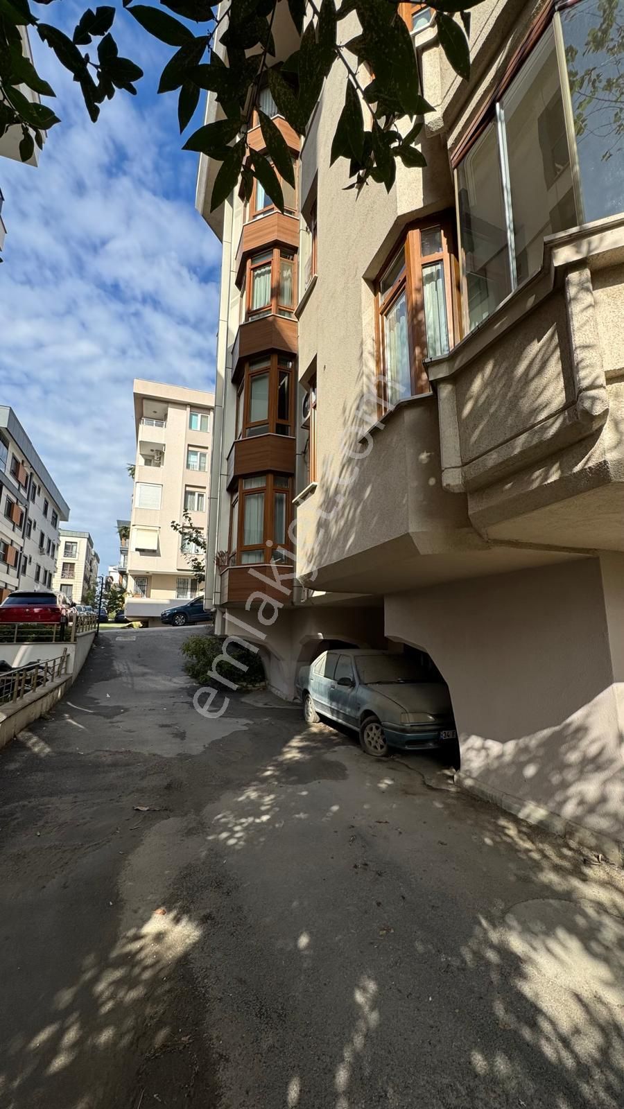 Acıbadem 'de Merkezi Konumda Asansörlü 4+1 Satılık Daire - Görsel 20