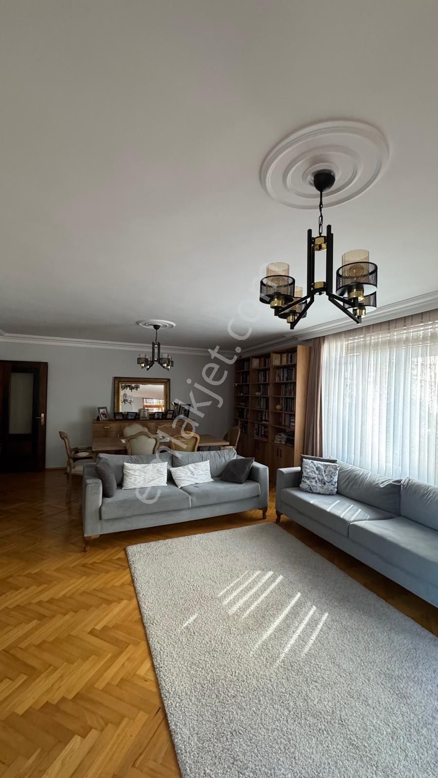 Acıbadem 'de Merkezi Konumda Asansörlü 4+1 Satılık Daire - Görsel 5