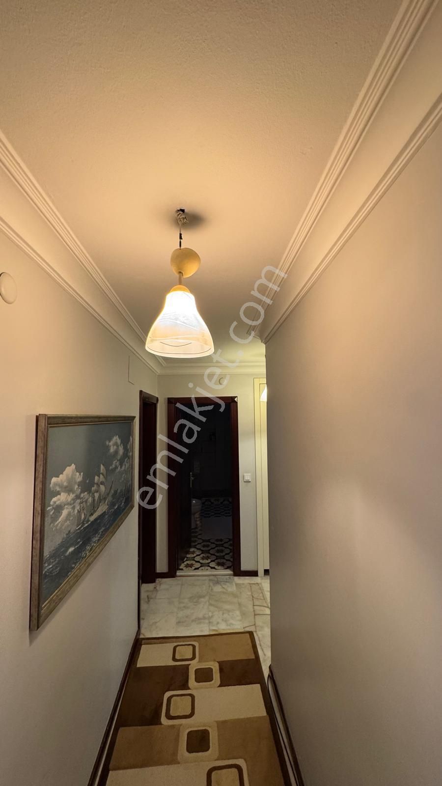 Acıbadem 'de Merkezi Konumda Asansörlü 4+1 Satılık Daire - Görsel 12