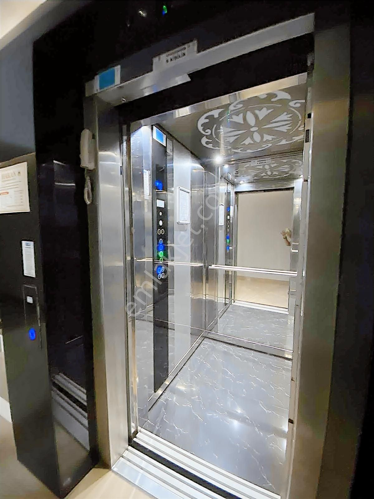 Güzeloba Lüks Site Havuz Cephe Ayrı Mutfak Ebeveyn Banyo - Görsel 15