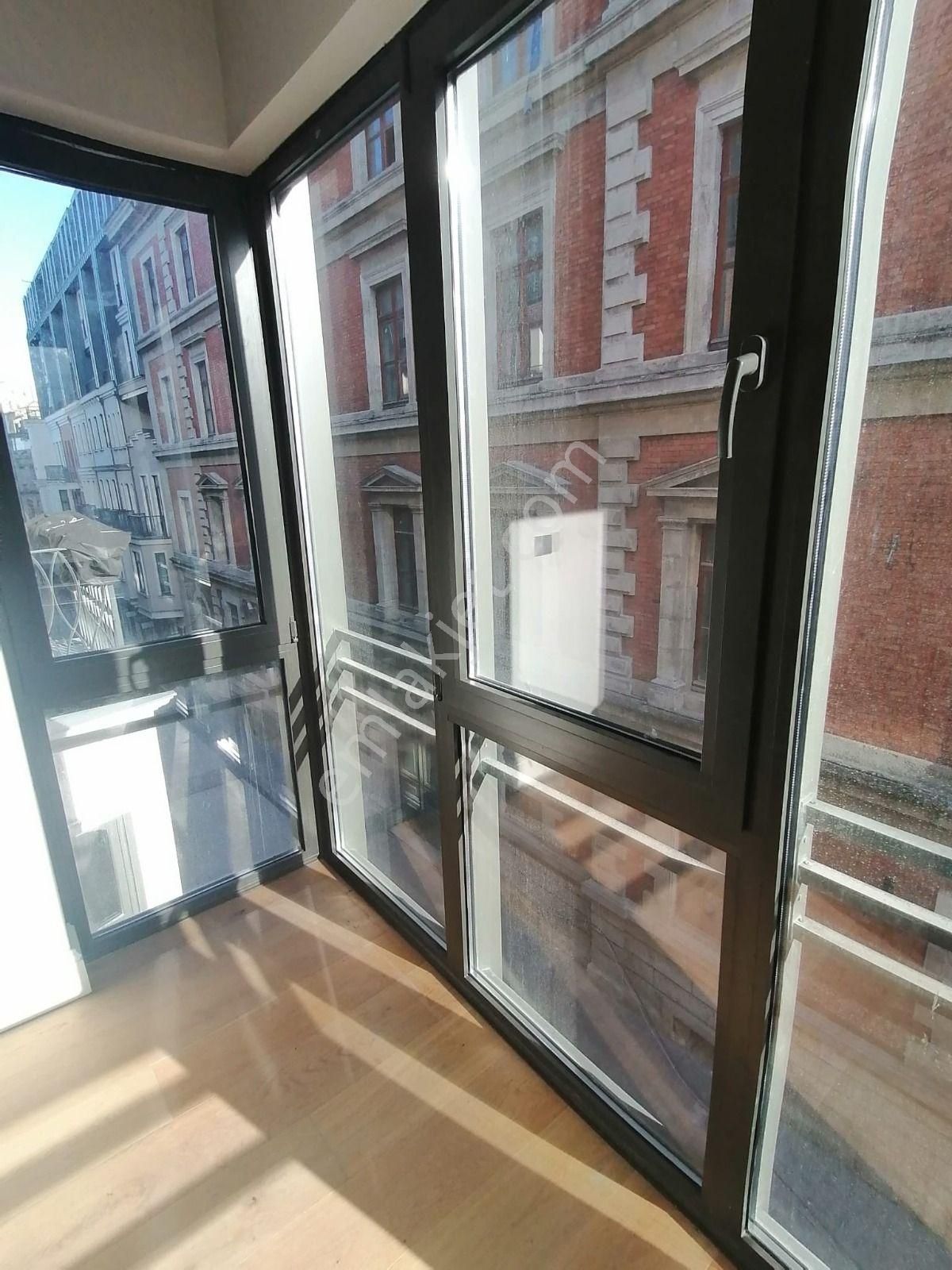 Taksim 360 Residence Satılık 1+1 - Görsel 13