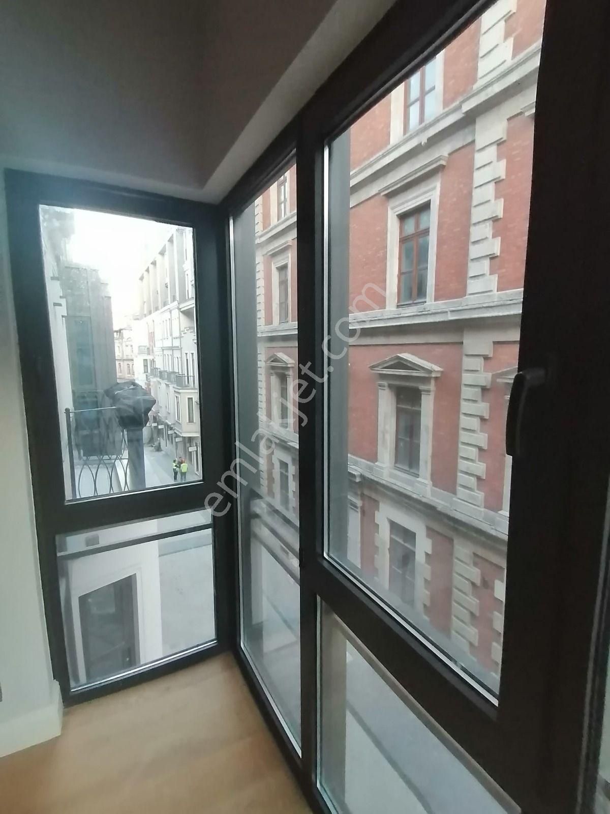 Taksim 360 Residence Satılık 1+1 - Görsel 14