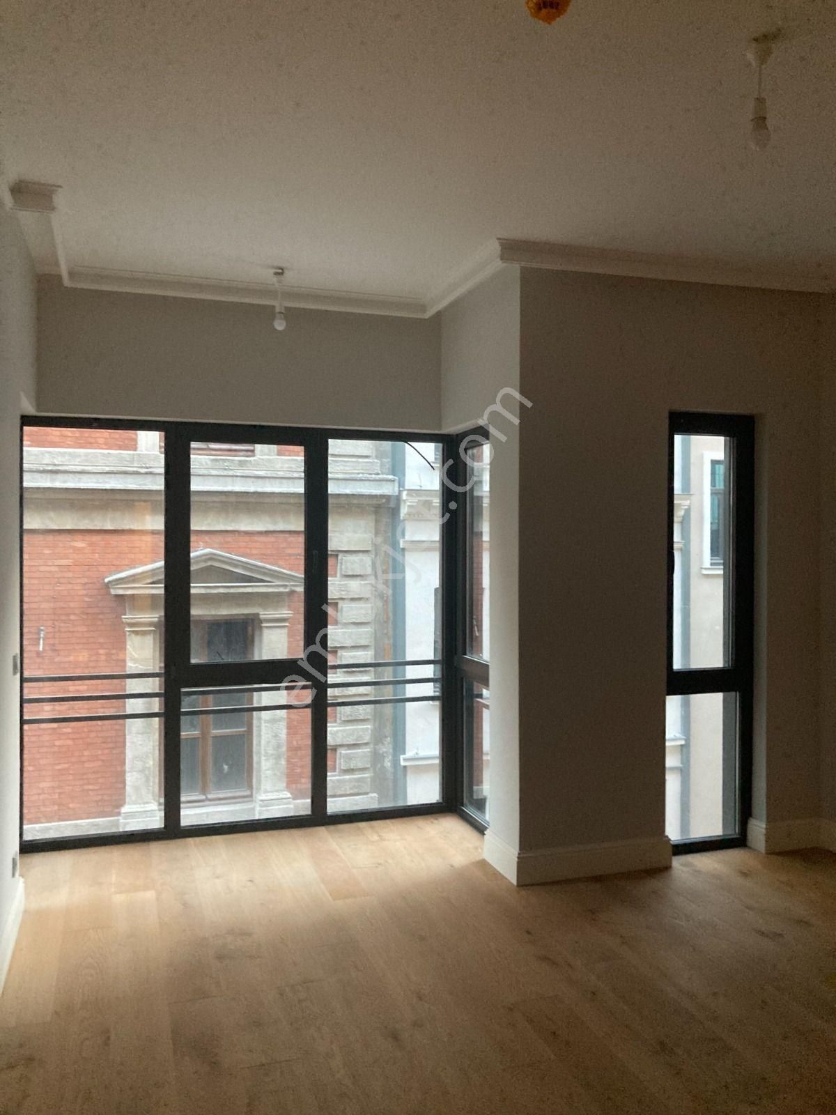 Taksim 360 Residence Satılık 1+1 - Görsel 10
