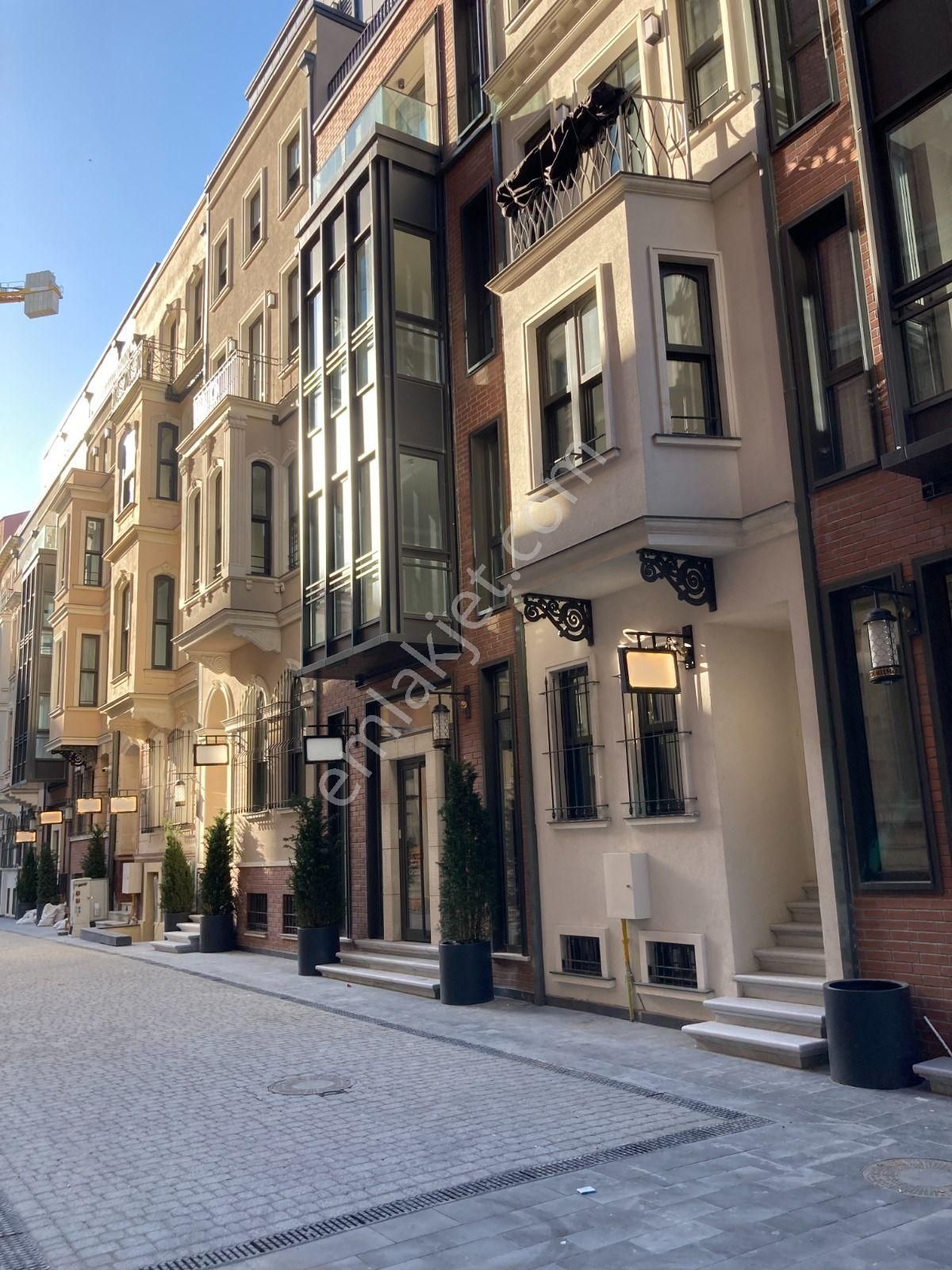Taksim 360 Residence Satılık 1+1 - Görsel 2