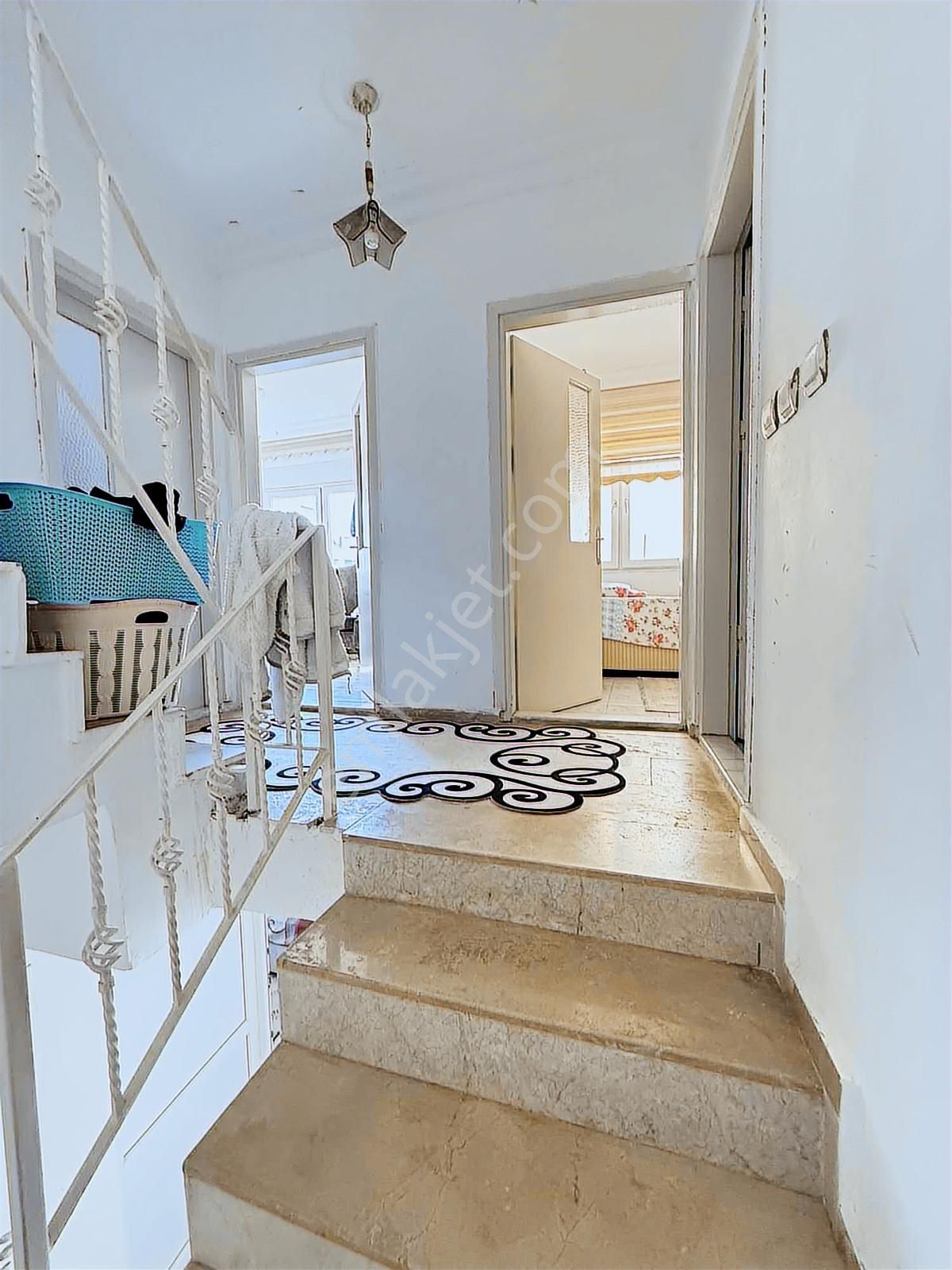 Güzelobada Müstakil Tripleks Villa - Görsel 11