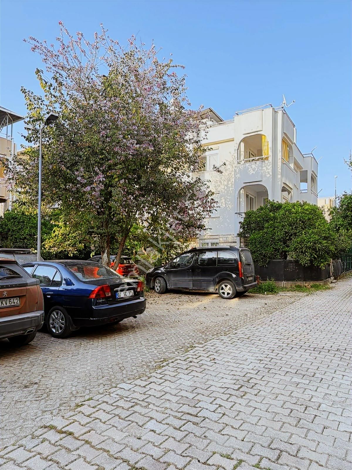 Güzelobada Müstakil Tripleks Villa