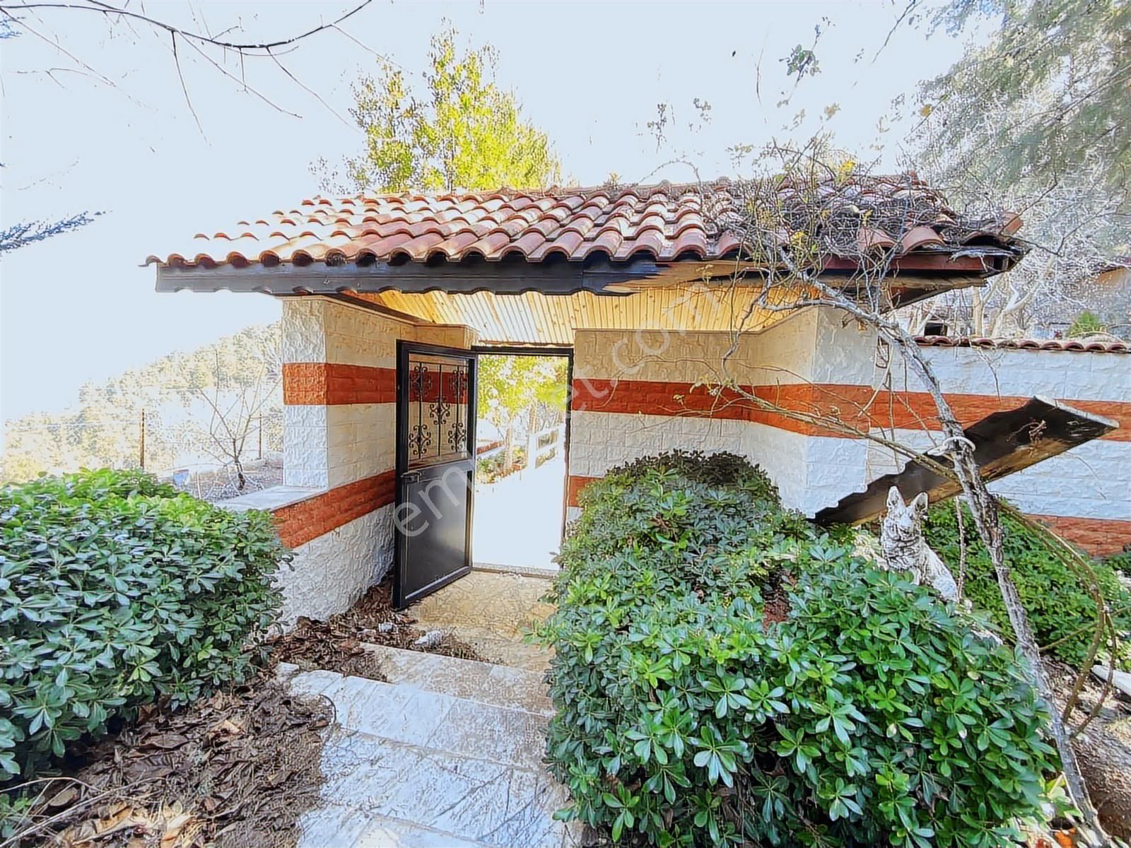 Hisarçandırda 1715m2 Arsa İçerisinde Havuzlu Lüks Bahçeli Villa - Görsel 6