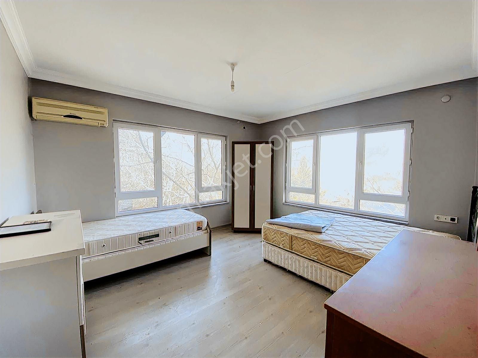 Hisarçandırda 1715m2 Arsa İçerisinde Havuzlu Lüks Bahçeli Villa - Görsel 10