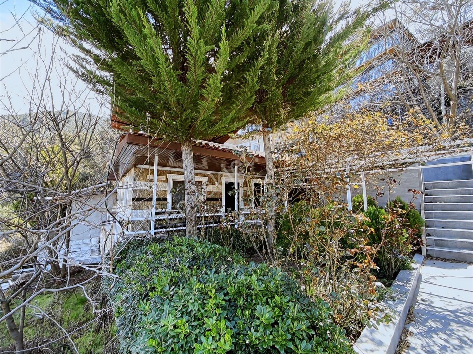 Hisarçandırda 1715m2 Arsa İçerisinde Havuzlu Lüks Bahçeli Villa - Görsel 28