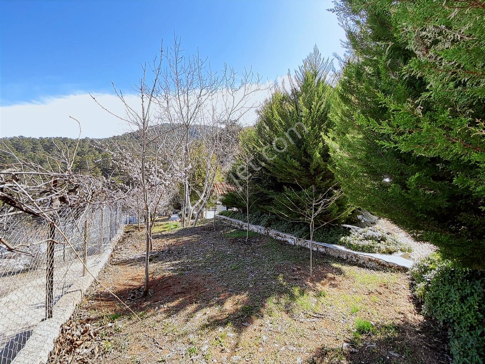 Hisarçandırda 1715m2 Arsa İçerisinde Havuzlu Lüks Bahçeli Villa - Görsel 19