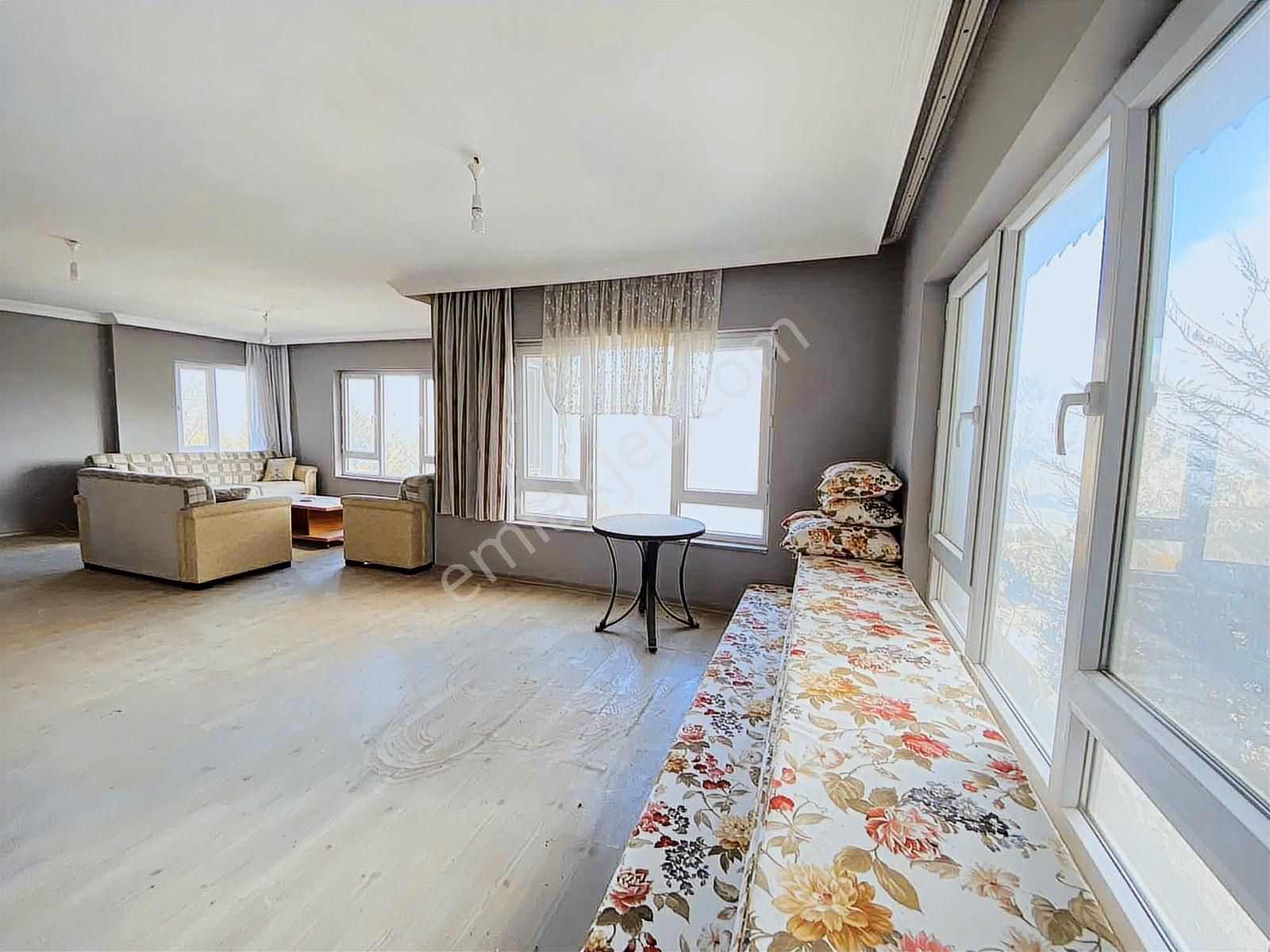 Hisarçandırda 1715m2 Arsa İçerisinde Havuzlu Lüks Bahçeli Villa - Görsel 34